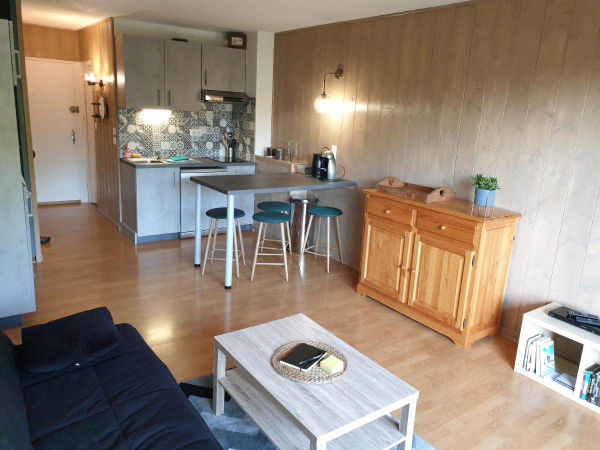 Appartement Studio refait à neuf à Saint-Jean-Saint-Nicolas Extérieur photo