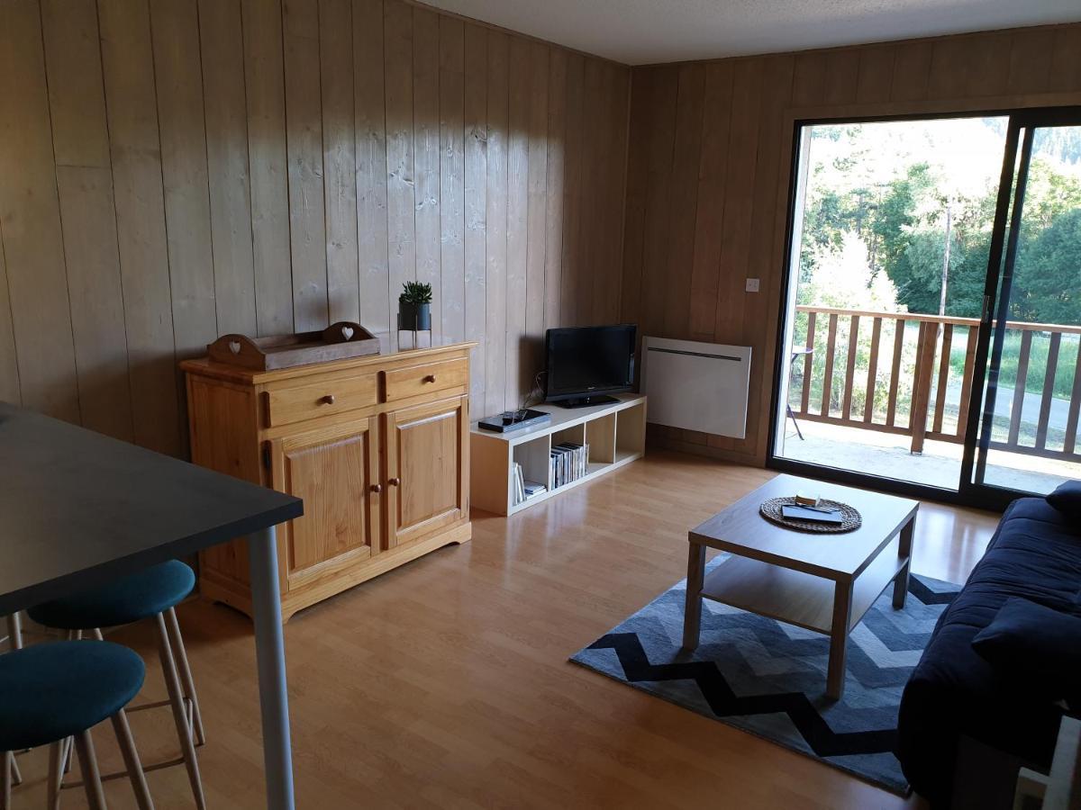 Appartement Studio refait à neuf à Saint-Jean-Saint-Nicolas Extérieur photo