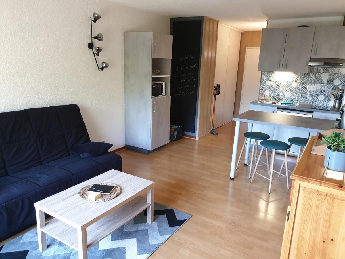 Appartement Studio refait à neuf à Saint-Jean-Saint-Nicolas Extérieur photo